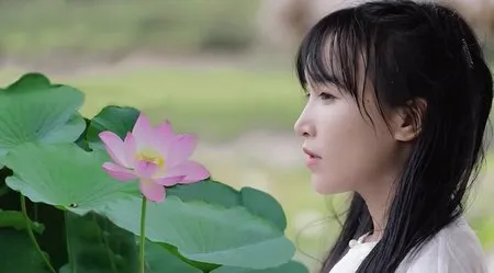 8 Potret Li Ziqi YouTuber China Kaya Raya yang Mendadak Hilang, Buat Netizen Curiga