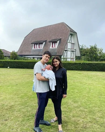 8 Potret Liburan Perdana Baby Anzel Anak Audi Marissa dan Anthony Xie, Dulu Lahir Prematur - Kini Makin Gembul Menggemaskan