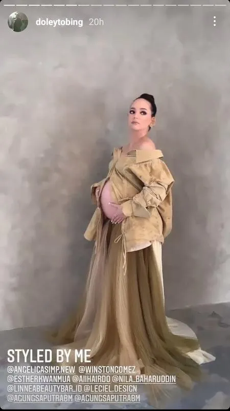8 Potret Maternity Shoot Angelica Simperler, Pamer Bare Baby Bump - Makin Cantik Selama Hamil