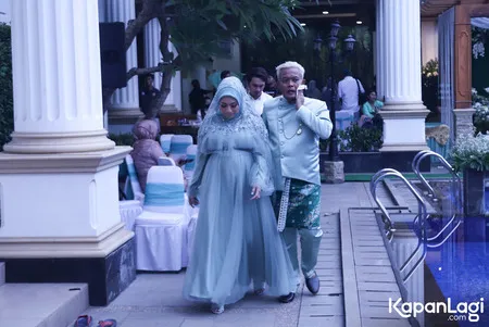 8 Potret Mesra Sule dan Nathalie Holscher di Tasyakuran 7 Bulanan, Sikap dan Penampilan Sule Jadi Sorotan