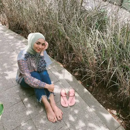 8 Potret Penampilan Citra Kirana yang Cantik, Ibu Satu Anak yang Banjir Pujian Disebut Makin Langsing dan Curi Perhatian