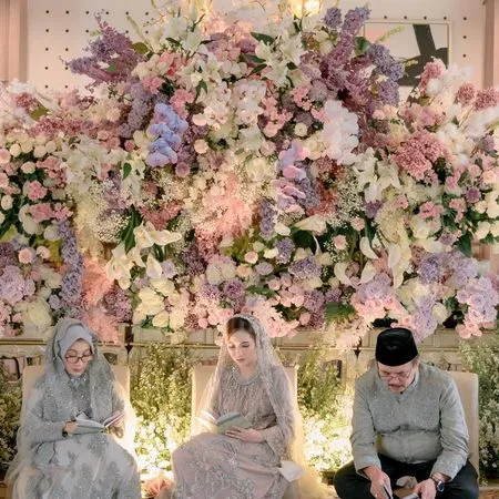 8 Potret Pengajian Jelang Pernikahan Ashilla eks Blink, Diwarnai Tangis Calon Pengantin - Penampilannya Anggun