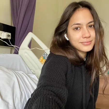 8 Potret Pevita Pearce Kembali Beraktivitas Setelah Sembuh Dari Covid-19, Memasak dan Mulai Berolahraga