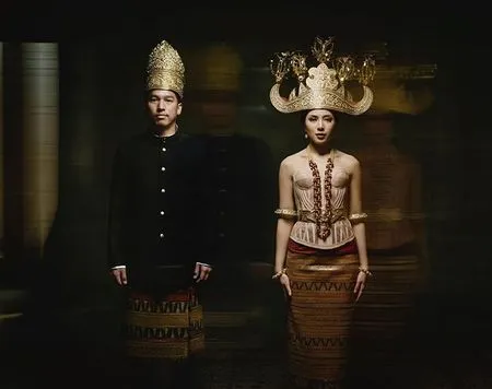 8 Potret Prewedding Vannya Istarinda Dan Arya Bakrie Unik Dan Elegan Kapanlagi Com