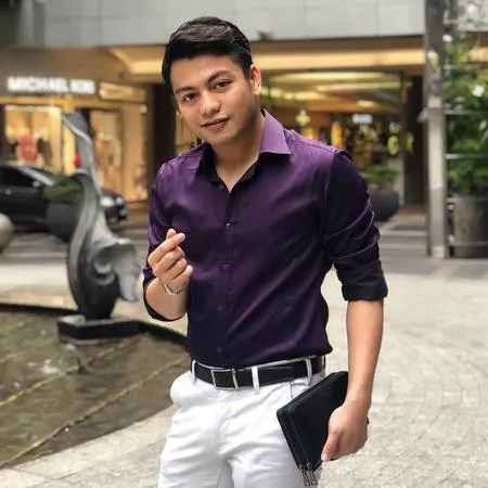 8 Potret Raja Syahiran, Kekasih Host D'Academy Asia Uyaina Arshad yang Jarang Terekspos