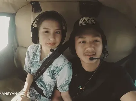 8 Potret Sarah Menzel Pacar Cantik Azriel Hermansyah Yang Blasteran Indonesia Jerman Kapanlagi Com