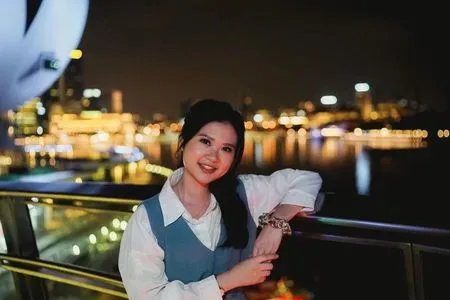 8 Potret Terbaru Felicia Tissue Usai Putus dari Kaesang, Cantik Pamer Senyum Bahagia - Ucapkan Terima Kasih