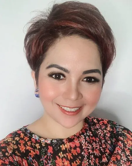 8 Potret Terbaru Joy Tobing Juara Indonesian Idol 1, Kini Sibuk Jadi Ibu Rumah Tangga dan Mengabdi Pada Tuhan - Dikabarkan Dekat Dengan Seorang Pria