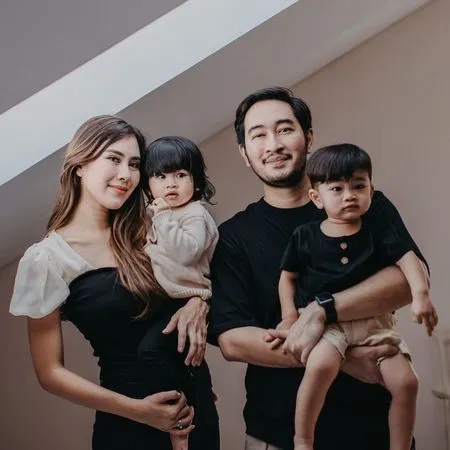 8 Potret Terbaru Si Kembar Zayn - Zuney Anak Syahnaz Sadiqah dan Jeje Govinda, Makin Menggemaskan!