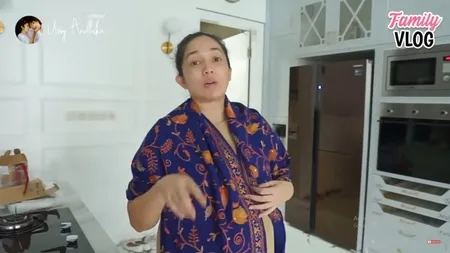 8 Potret Ussy Sulistiawaty yang Masih Sempat Bikin Steak Meski Hamil Besar, Makan Bareng Dengan Duduk di Bawah