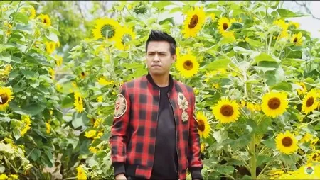 8 Potret Video Klip Terbaru Fildan Demi Cinta Suci Keren Abis