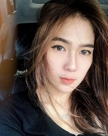 9 Kompilasi Foto Selfie Cantik Shanice Margaretha, Bintang Sinetron 'NALURI HATI' yang Selalu Tampil Mempesona!