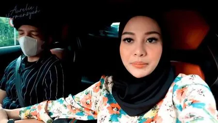 9 Momen Ngabuburit Aurel Hermansyah Bareng Atta Halilintar, Belanja Barang Branded Hingga Jalan-jalan Keliling Mall