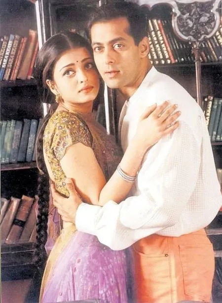 9 Pasangan Seleb Tenar Bollywood yang Tinggal Bersama Tanpa Menikah, Tak Semua Lanjut Berjodoh