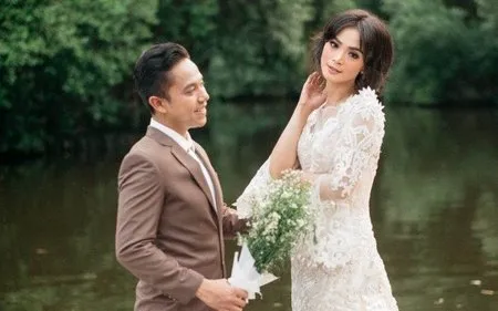 9 Pasangan Selebriti Ini Miliki Ritual Khusus Saat Akan Tidur, Inspiratif & Dapat Menguatkan Hubungan Satu Sama Lain
