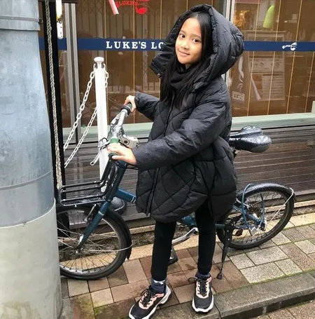 9 Potret Abbey Ibrahim Putri Sulung Baim dan Artika Sari Devi yang Kini Beranjak Remaja, Makin Menawan - Jago Nyanyi
