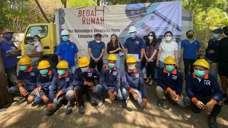 9 Potret Ashanty Lakukan Bedah Rumah Kilat Selama 10 Hari, Warga Terpilih Senang Bukan Main