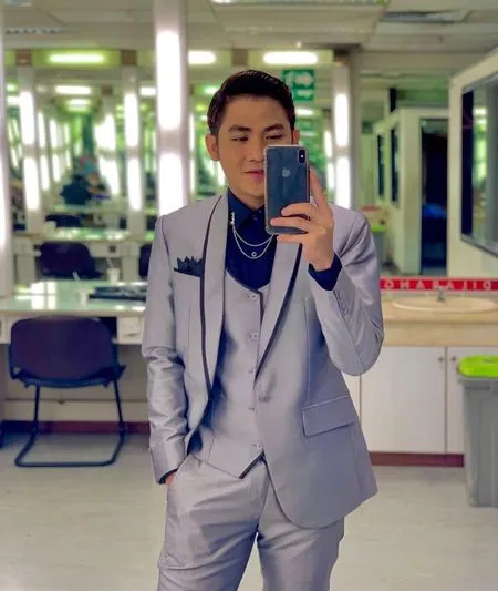 Makin Tampan! Ini 9 Potret Faisal LIDA dalam Balutan Setelan Necis, Disebut MIliki Vibes Seperti Song Jong-ki dalam 'VINCENZO'