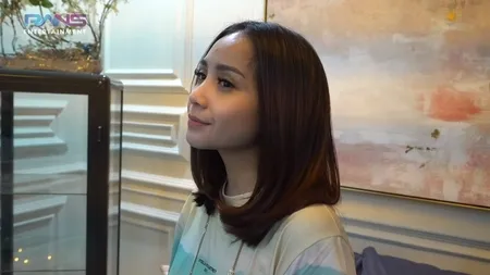 9 Potret Gaya Rambut Pendek Nagita Slavina Yang Dipuji Netizen Mirip Abg Panggil Salon Langganan Dan Potong Di Rumah Kapanlagi Com