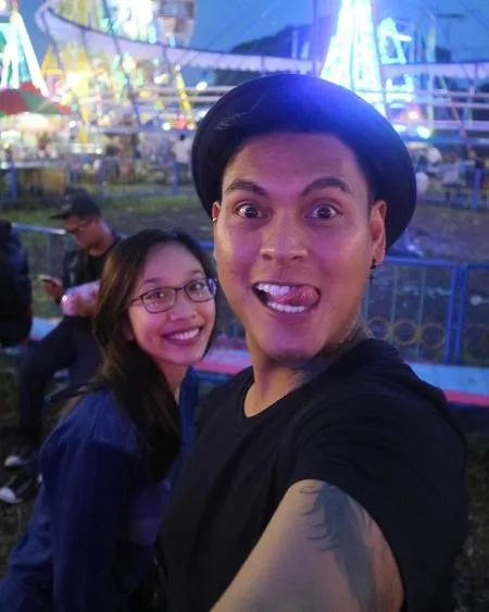 9 Potret Melia Anggun, Anak Hudson IMB yang Jarang Tersorot - Kompak Bareng Keluarga dan Jadi Istri Pebasket