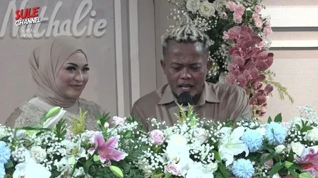 9 Potret Perayaan Anniversary Sule & Nathalie Holscher, Meriah Dihadiri Rhoma Irama