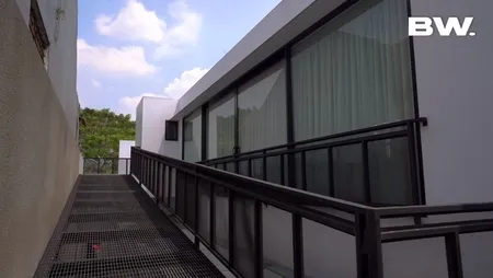 9 Potret Sudut Rumah Mewah Sammy Simorangkir yang Jarang Tersorot, Unik Usung Konsep Loop House - Serasa Tinggal di Luar Negeri