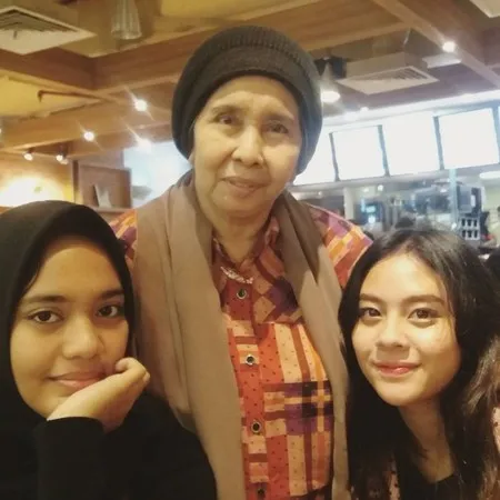 9 Seleb Ini Kerap Dapat Peran Sebagai Pembantu, Supir Atau Petugas Keamanan Dalam Sinetron yang Dibintanginya