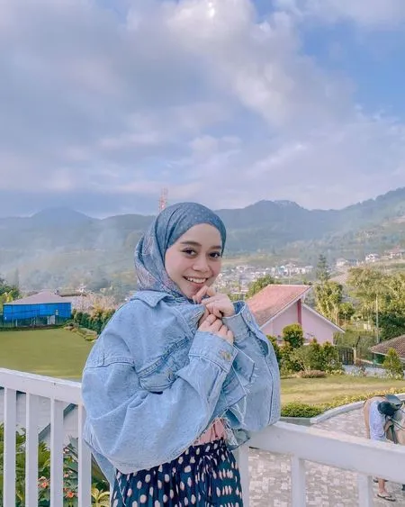 9 Sumber Kekayaan Lesti yang Jarang Terekspos, Tas Kecil Seharga Rumah Hanyalah Bagian Kecil dari Hartanya