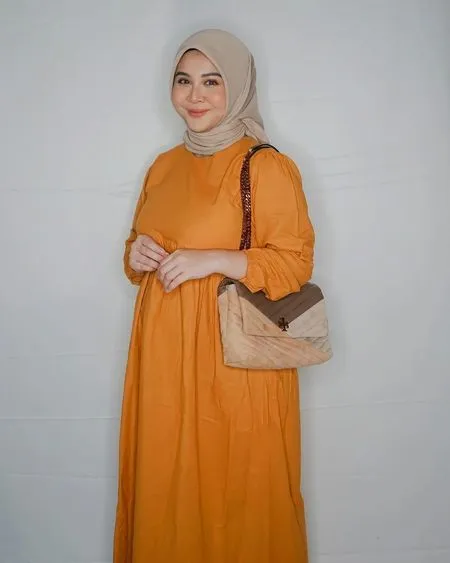 Ada Siti Badriah Hingga Nikita Willy, Deretan Seleb Cantik Ini Menantikan Kelahiran Anak Pertama - Pesona Bumil Bak Bidadari