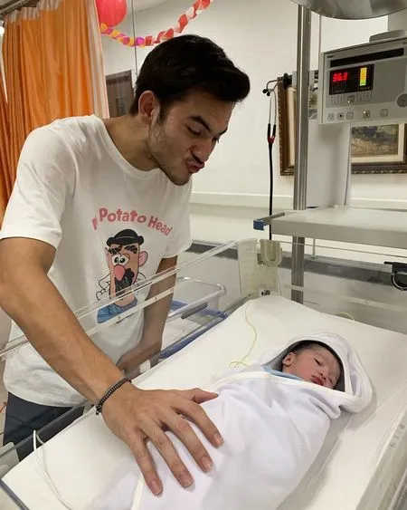 Deretan Foto Menggemaskan Rizky Nazar Bersama Keponakan Kesayangan, Akrab Dengan Syifa Hadju Juga!