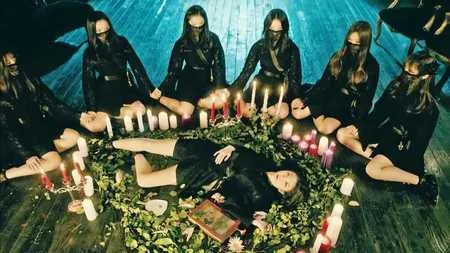 Akhir Bulan Oktober Semakin Dekat, Inilah MV Lagu K-Pop Bertema Horor yang Dapat Kamu Tonton Untuk Sambut Halloween!