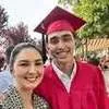 Anak Donna Agnesia dan Darius Sinathrya Lulus SMA di Portugal, Raih Diploma Magna Cumlaude