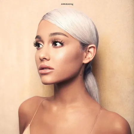 Ariana Grande Pakai Goggles Karya Rinaldy Di Mv God Is A Woman