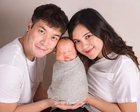 Bahagia Jadi Orangtua, Intip 7 Potret Kompak Audi Marissa & Anthony Xie yang Suka Kembaran Baju Saat Momong Baby Anzel