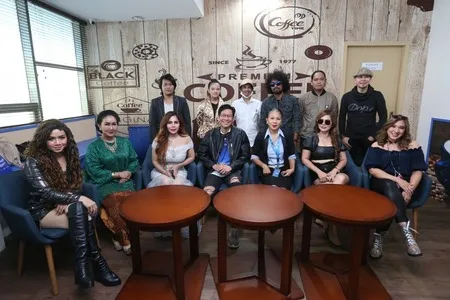 Behind The Scene Pemotretan Artis-Artis MeMiles yang Segera Rilis Album