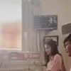 Bella Bonita Jenguk Penonton Konser Denny Caknan yang Kejatuhan Pagar di Surabaya