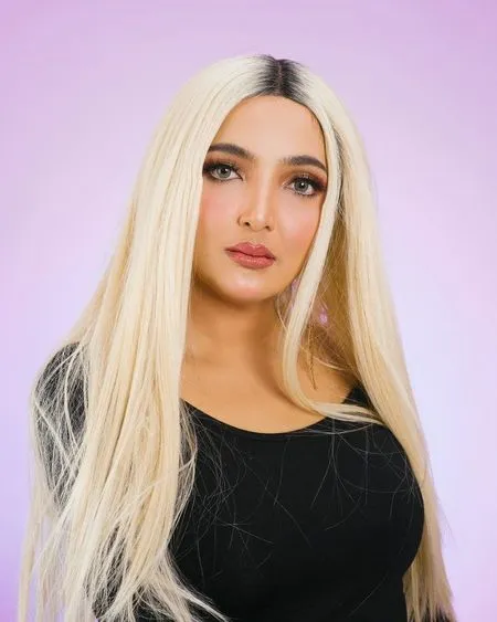 Berambut Blonde Bak Barbie, Ashanty Mirip Millen Cyrus?
