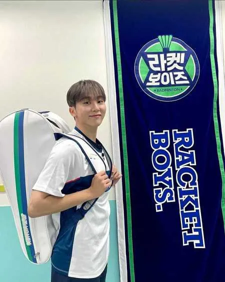 Bintangi Program Racket Boys, Yuk Intip Potret Seungkwan SEVENTEEN Main Badminton Bareng Atlet Nasional Korea Selatan!