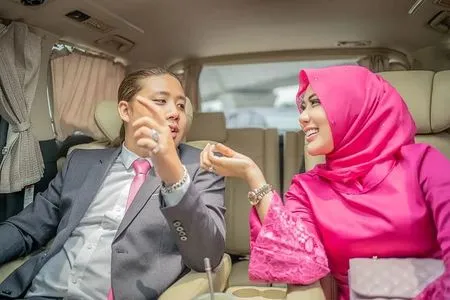Blak-blakan Bakal Poligami, 8 Potret Terbaru Pablo Benua dan Rey Utami yang Ramai Disorot - Makin Mesra Usai Hampir Cerai