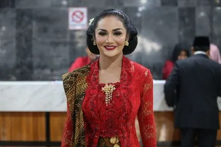Blak-Blakan, Krisdayanti Bongkar Penghasilan yang Didapatnya Saat Menjadi Anggota DPR RI