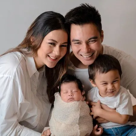Punya Darah Belanda, 8 Photoshoot Perdana Kenzo Eldrago Anak Kedua Baim Wong dan Paula Verhoeven yang Makin Ganteng