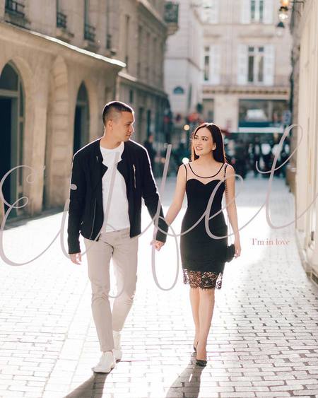 Bts Eiffel I M In Love 2 Janjikan Pemandangan Indah Paris Kapanlagi Com