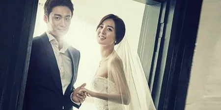 Bulan Penuh Cinta, Sederetan Seleb Korea Bahagia Jadian - Menikah