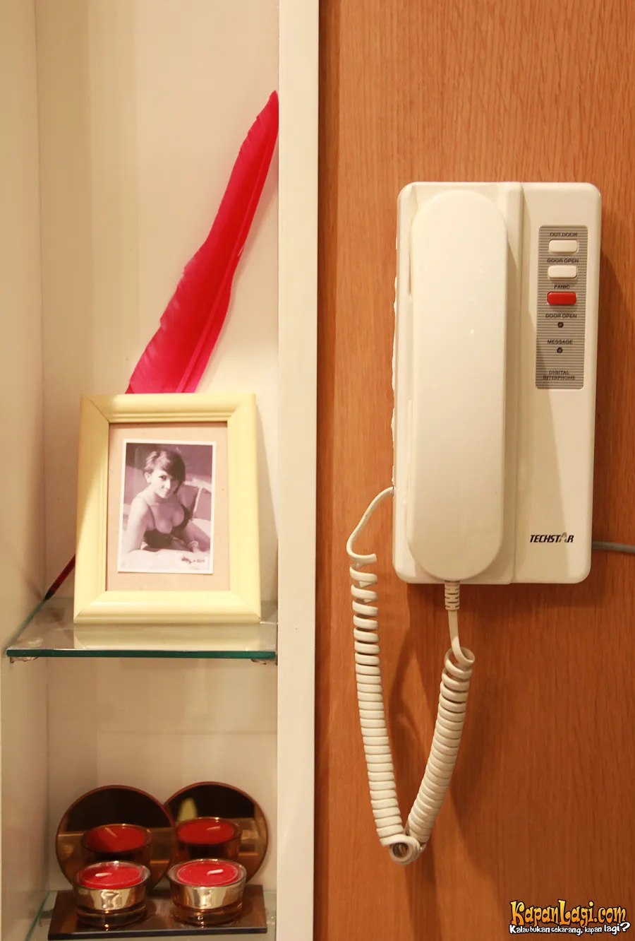 Berkunjung ke Apartemen Cantik Milik Aktris Seksi Roro 