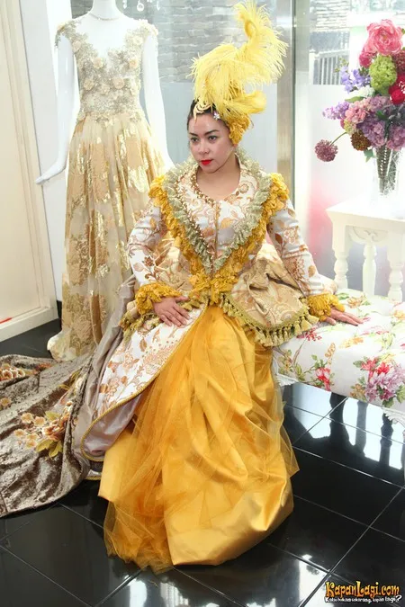 Bocoran Gaun Melly Goeslaw di The Queen Of Soundtrack Concert