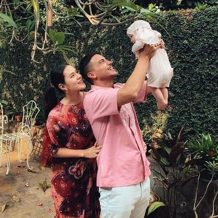 Demi Jaga Privasi & Sederet Alasan Lain, 6 Selebriti Ini Jarang Tampilkan Foto Anak Kepada Publik