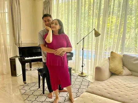 Deretan Foto Raffi Ahmad dan Nagita Slavina yang Semakin Mesra Menanti Kelahiran Anak Kedua, So Sweet!