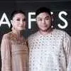 Deretan Selebriti Cantik Berbusana India di Fashion Show Ivan Gunawan, Dihadiri 2 Diva