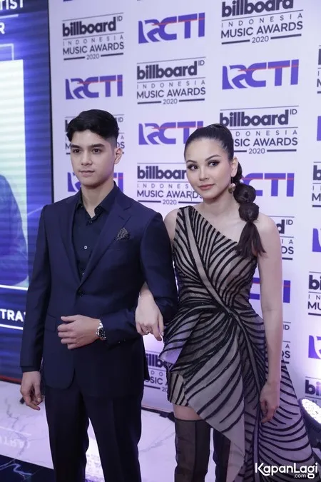 Deretan Selebriti Hadiri Billboard Indonesia Music Awards 2020, Ada Marion Jola - Ariel Tatum