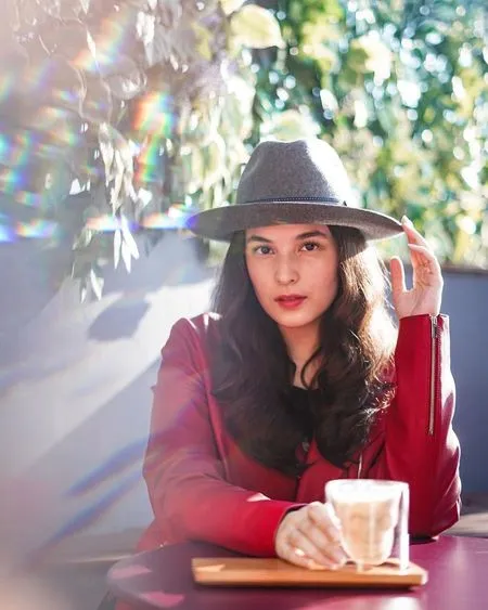 Deretas Selebritis Indonesia yang Berusia Muda Namun Sudah Memiliki Jutaan Followers!